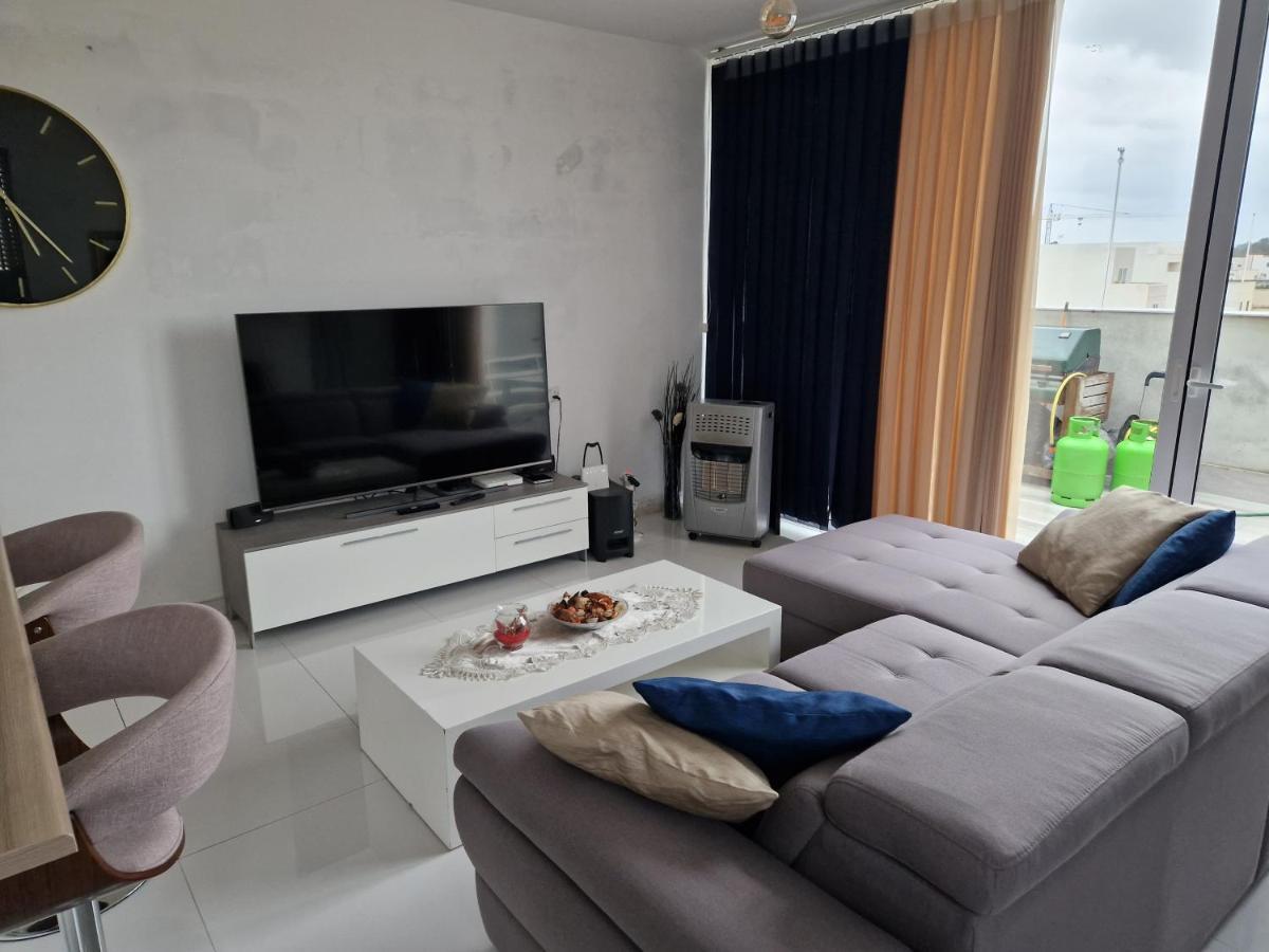 Ferienwohnung Town Pent House Luqa Exterior foto